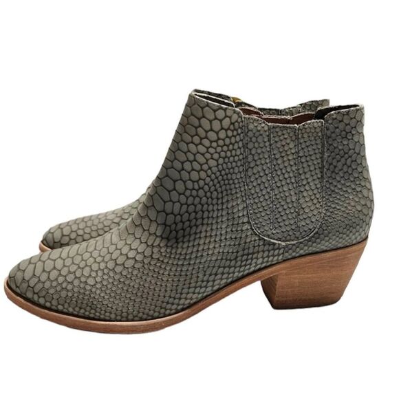 Joie Shoes - Joie Barlow Snakeskin Ankle Booties - 37 - Good Condition